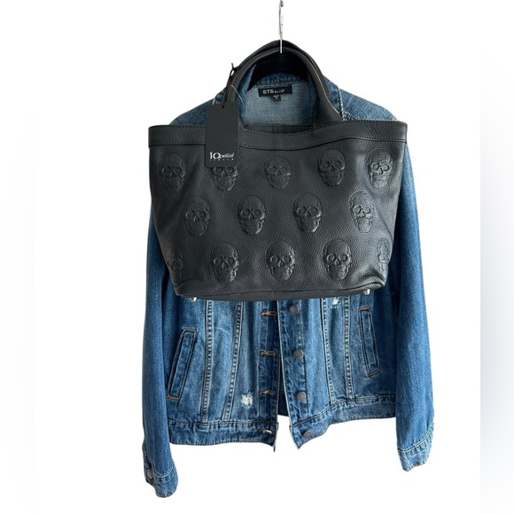 IO Pelle Italy Black Leather Skulls Tote Bag Large - Picture 9 of 9